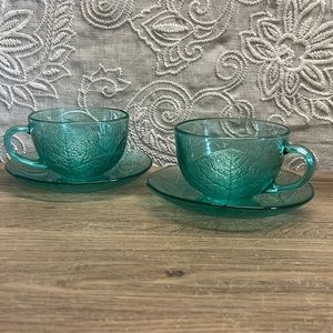 Arcoroc Aspen Leaf Tea Cup & Saucer Teal Turquoise Glass France Set of 2 Vintage